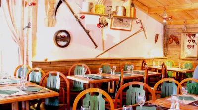 Eetzaal van Le Baryon