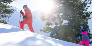 Raquettes-dolines-©elina-sirparanta Raquettes-dolines-©elina-sirparanta